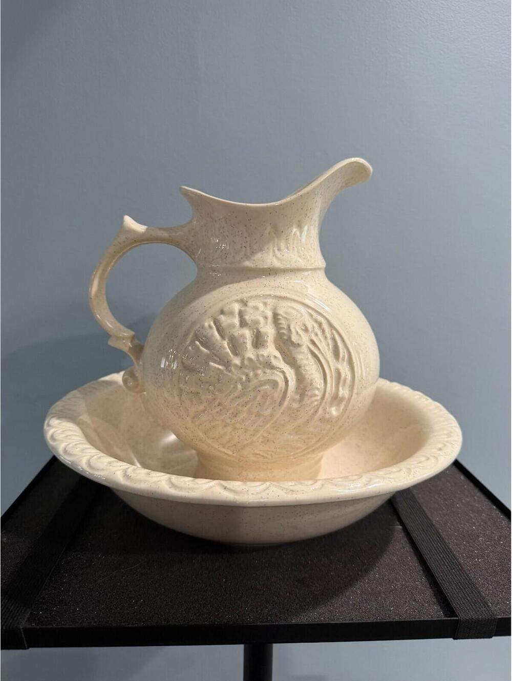 Vintage McCoy Large Ceramic Turkey Pattern 64oz Pitcher & Wash Basin